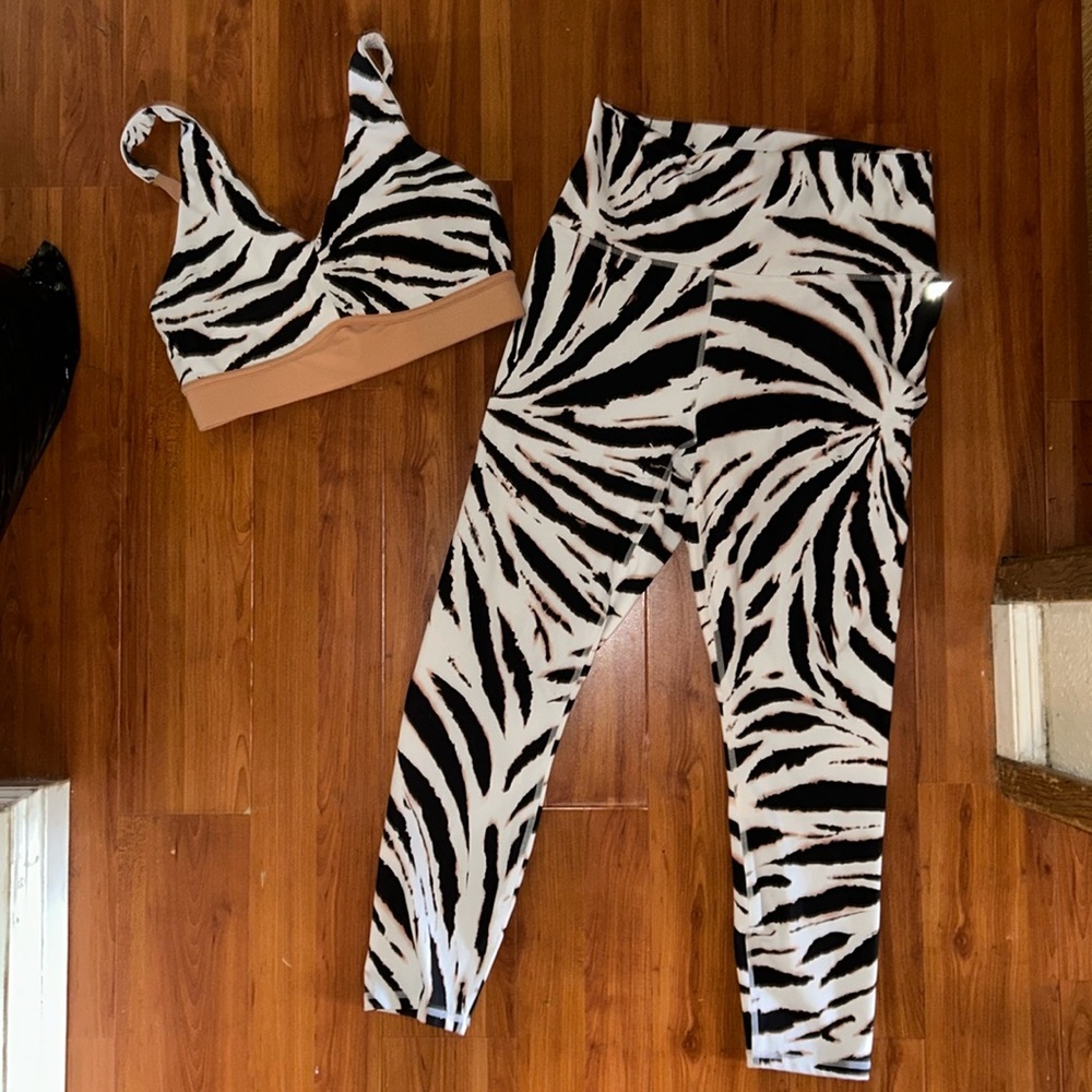 Pure luxe 2 piece Fabletics set
